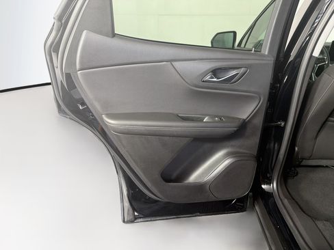 Used 2025 Chevrolet Blazer LT FWD image 25