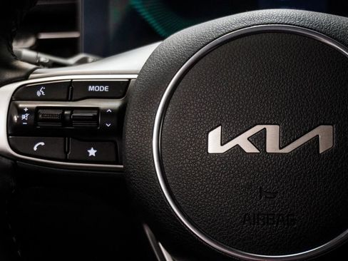 Used 2025 Kia K5 GT-Line FWD image 16