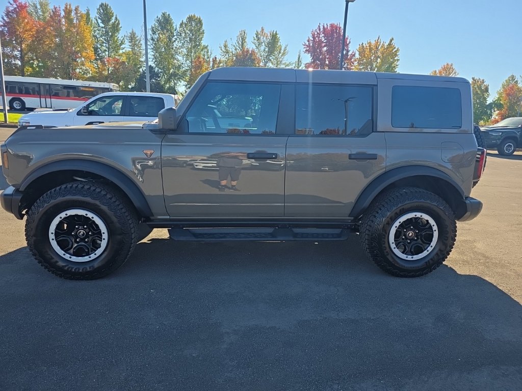 Used 2026 Ford Bronco Badlands AWD/4WD image 2