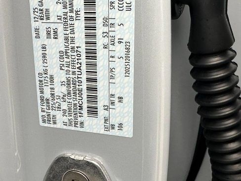 New 2026 Ford Escape PHEV FWD image 14