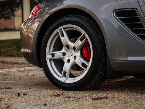 Used 2005 Porsche Boxster S image 28