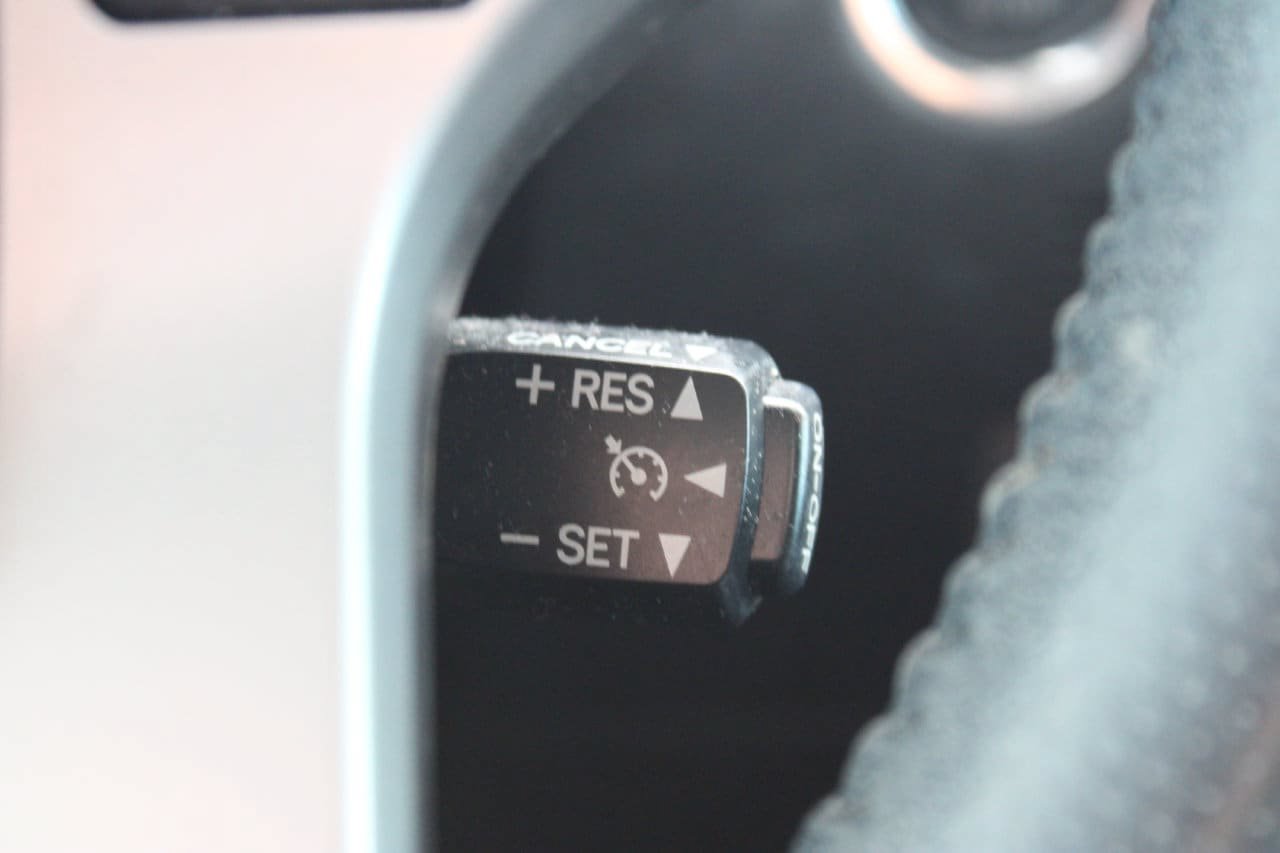 Used 2017 Toyota 4Runner Limited AWD/4WD image 15