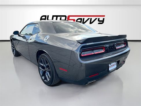 Used 2023 Dodge Challenger SXT w/ Blacktop Package image 5