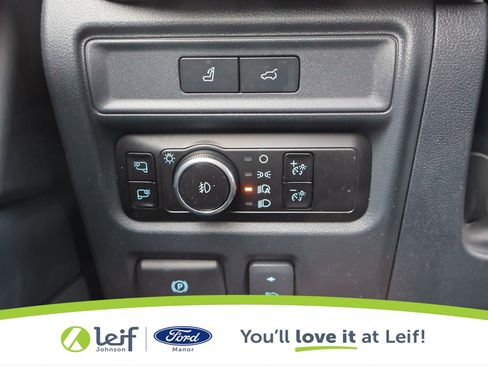 Used 2023 Ford Expedition Platinum image 17