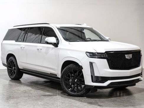 Used 2021 Cadillac Escalade ESV Sport Platinum RWD image 8