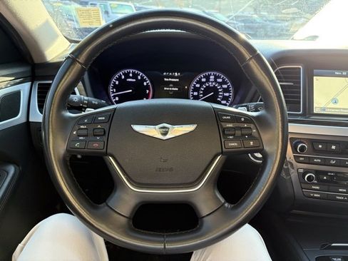 Used 2015 Hyundai Genesis 3.8 w/ Option Group 03 image 14