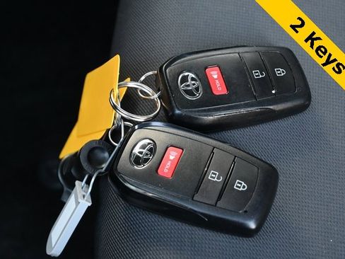 Used 2024 Toyota Tacoma TRD Off-Road image 22