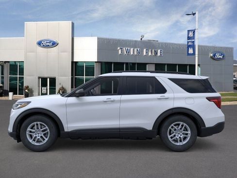 New 2026 Ford Explorer Active image 3