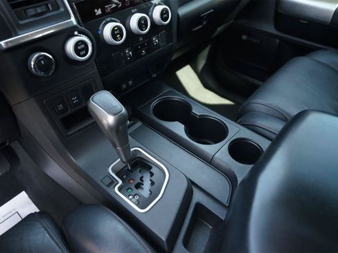 Used 2020 Toyota Sequoia TRD Pro AWD/4WD image 31