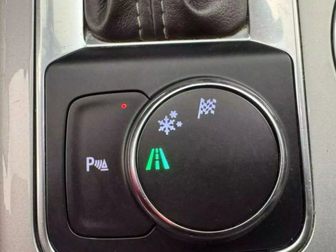 Used 2020 Chevrolet Blazer LT FWD image 26