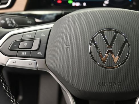 New 2026 Volkswagen Atlas SE FWD image 15