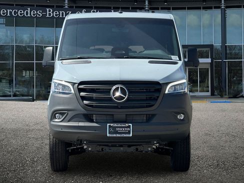 New 2026 Mercedes-Benz Sprinter 2500 image 9