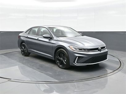 Used 2025 Volkswagen Jetta SE