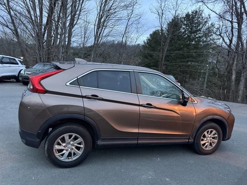 Used 2019 Mitsubishi Eclipse Cross ES image 6