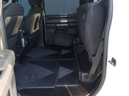 Used 2018 Ford F150 XLT w/ Equipment Group 302A Luxury AWD/4WD image 18