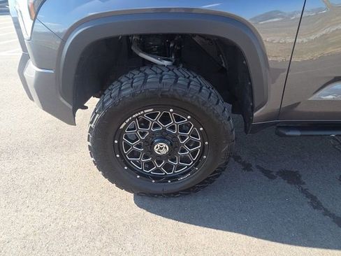 Used 2024 Toyota Tundra Limited AWD/4WD image 13