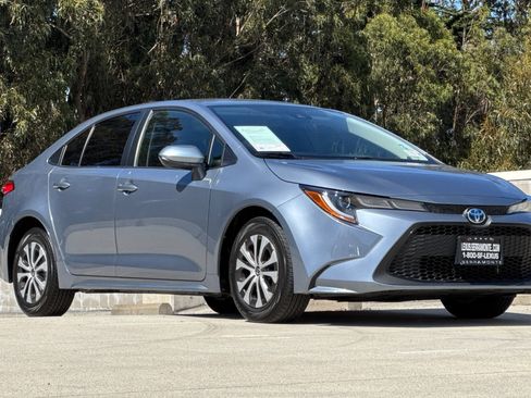Used 2022 Toyota Corolla LE FWD image 6