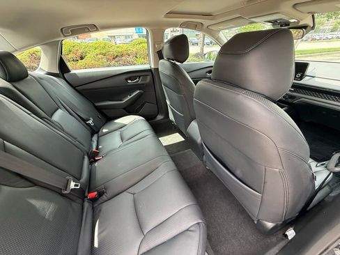Used 2024 Honda Accord EX image 37