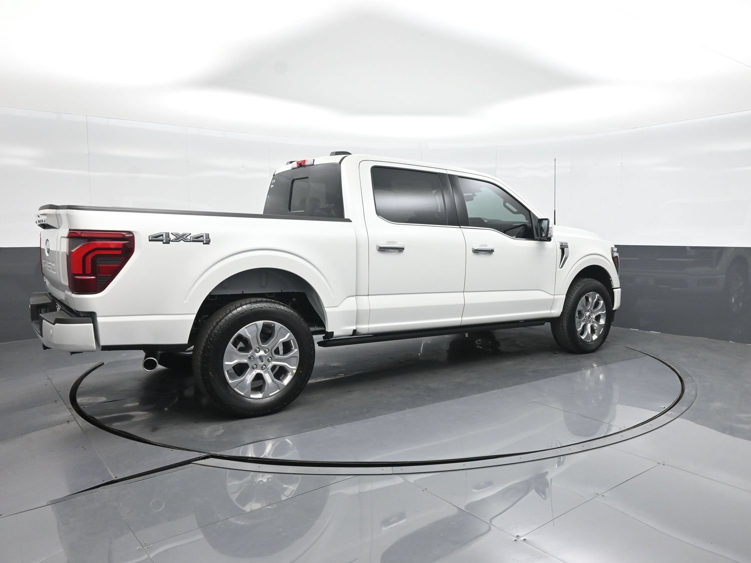 Certified 2026 Ford F150 Platinum w/ Equipment Group 701A Standard AWD/4WD image 9