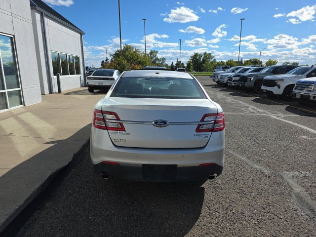 Used 2014 Ford Taurus Limited w/ Equipment Group 301A AWD/4WD image 5
