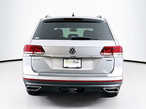 Used 2023 Volkswagen Atlas SE w/ Panoramic Sunroof Package image 7