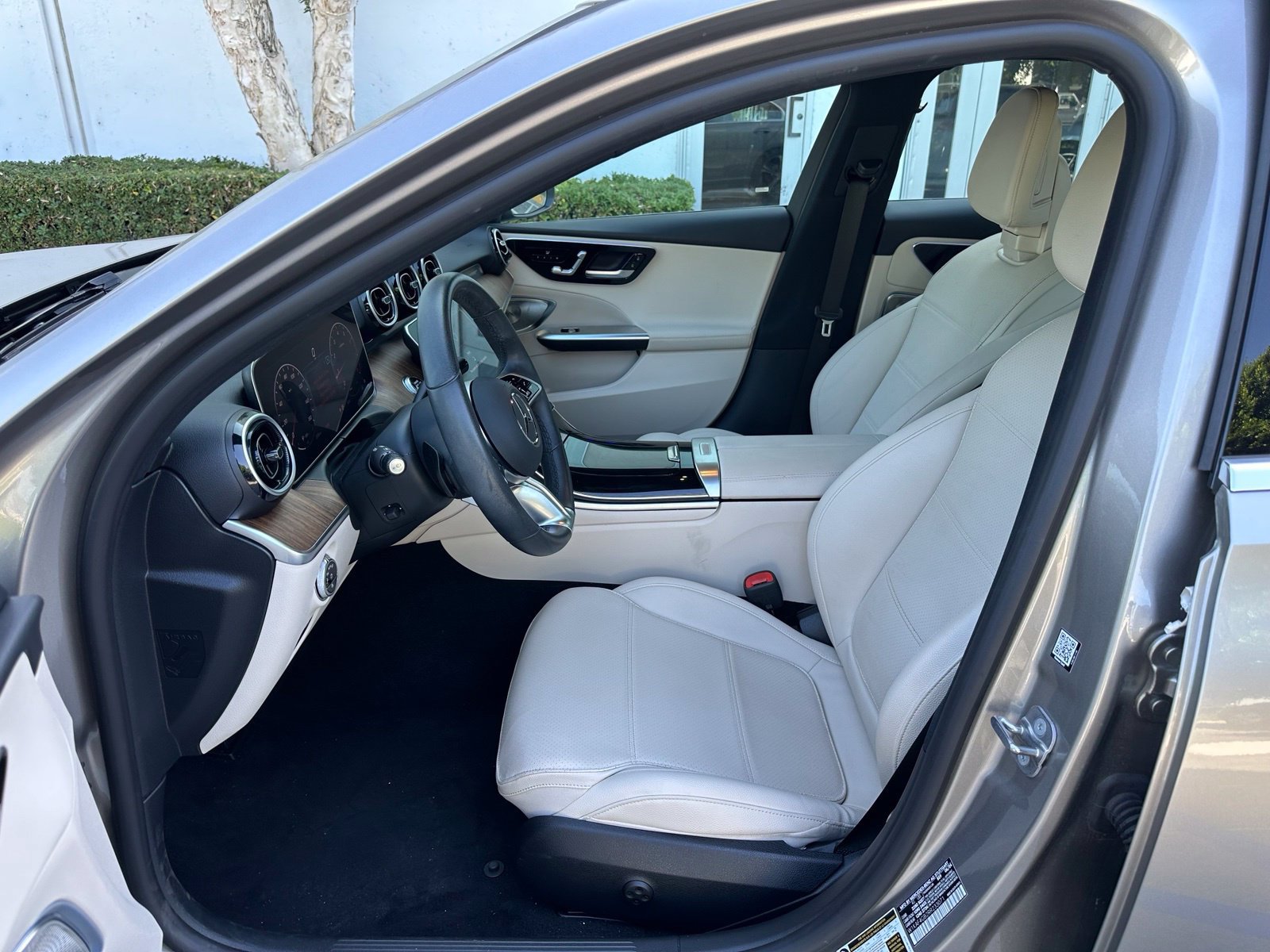 Used 2024 Mercedes-Benz C 300 Sedan w/ Exclusive Trim Package image 2