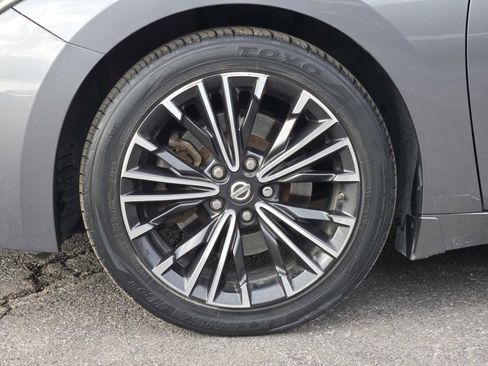 Used 2016 Nissan Maxima 3.5 SV image 13