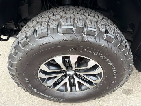 Used 2019 Ford F150 Raptor w/ Equipment Group 802A Luxury AWD/4WD image 20