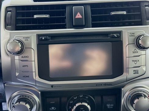 Used 2017 Toyota 4Runner SR5 Premium image 14