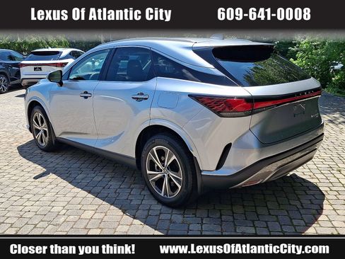 Certified 2024 Lexus RX 350h w/ Accessory Package (P1) AWD/4WD image 4
