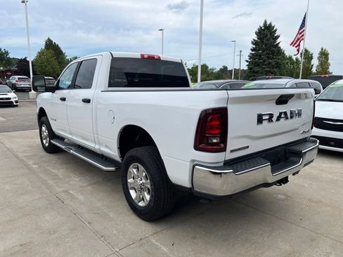 Used 2026 RAM 2500 Big Horn AWD/4WD image 4