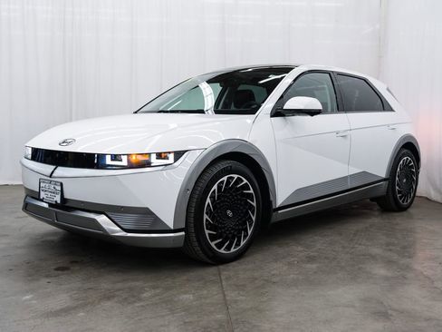 Used 2023 Hyundai Ioniq 5 Limited w/ Cargo Package image 3