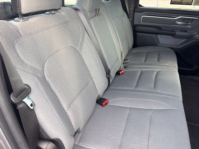 Used 2022 RAM 1500 Big Horn AWD/4WD image 22