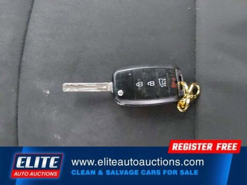 Used 2017 Kia Soul image 22