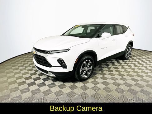 Used 2023 Chevrolet Blazer LT FWD image 5