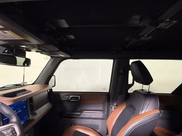 Used 2024 Ford Bronco Outer Banks AWD/4WD image 41