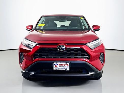 Used 2024 Toyota RAV4 LE AWD/4WD image 11