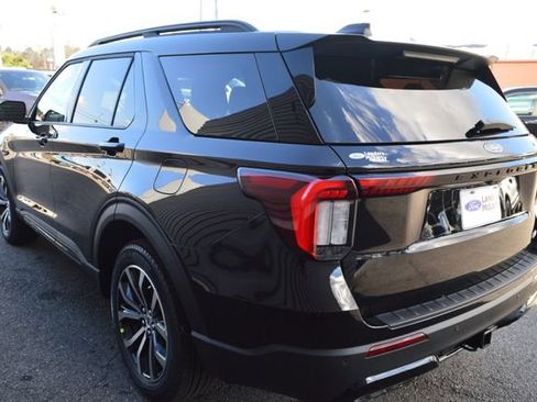 New 2026 Ford Explorer ST-Line AWD/4WD image 5