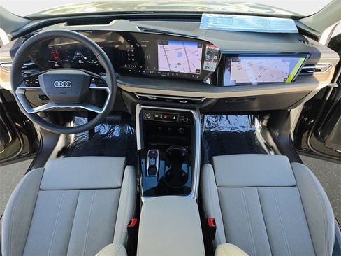 New 2025 Audi Q5 Prestige image 35