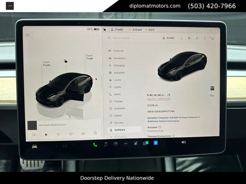 Used 2023 Tesla Model 3 Performance image 30