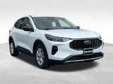 Used 2023 Ford Escape Active image 1