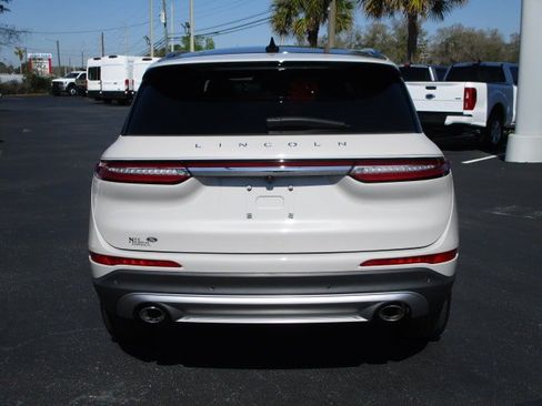 Used 2021 Lincoln Corsair FWD w/ Premium Package image 11