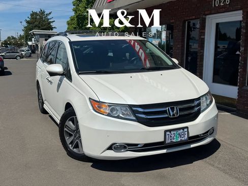 Used 2016 Honda Odyssey Touring Elite image 1