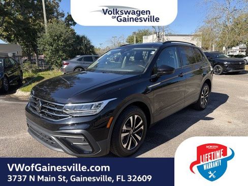 Certified 2024 Volkswagen Tiguan S image 3