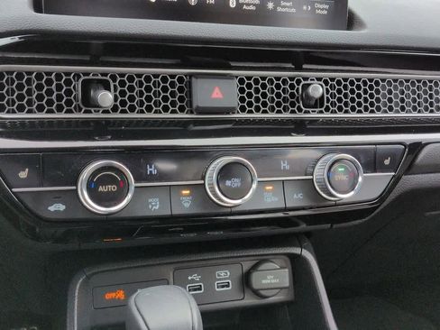 Used 2024 Honda Civic Sport Touring image 29