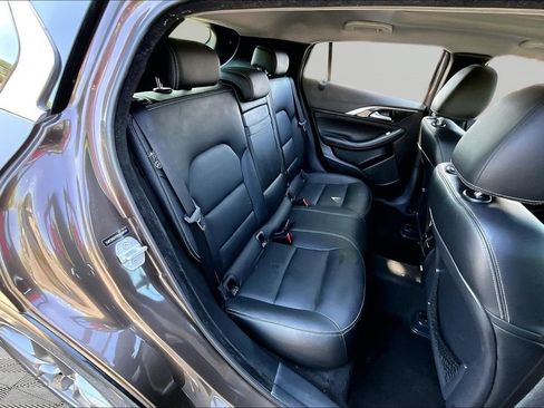 Used 2017 INFINITI QX30 Premium w/ Navigation Package FWD image 20
