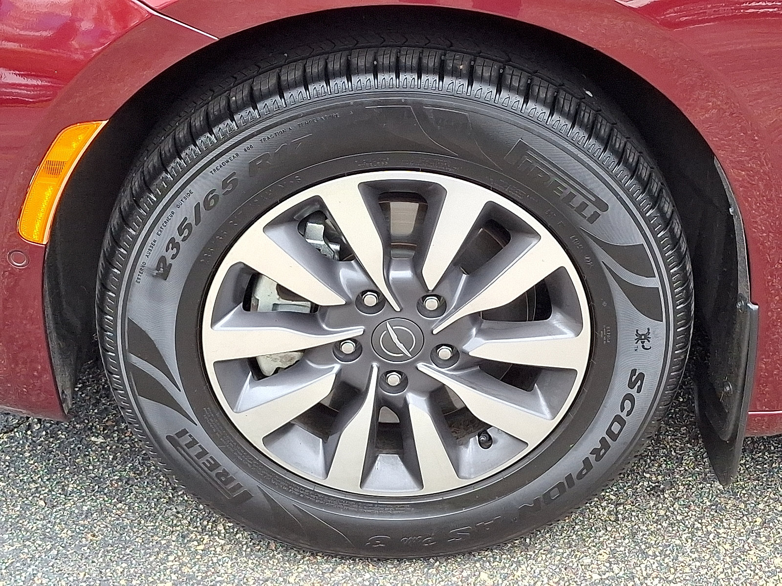 Certified 2021 Chrysler Pacifica Touring-L w/ Premium & Safety Sphere Group FWD image 8