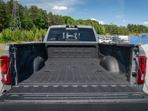 New 2026 RAM 3500 Limited AWD/4WD image 17