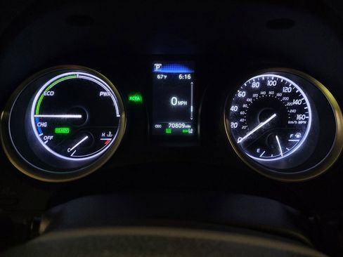 Used 2022 Toyota Camry LE image 23