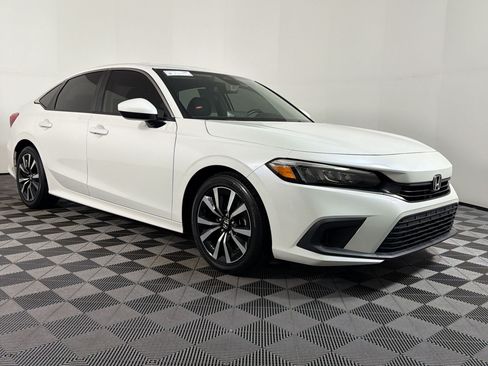 Used 2024 Honda Civic EX image 24